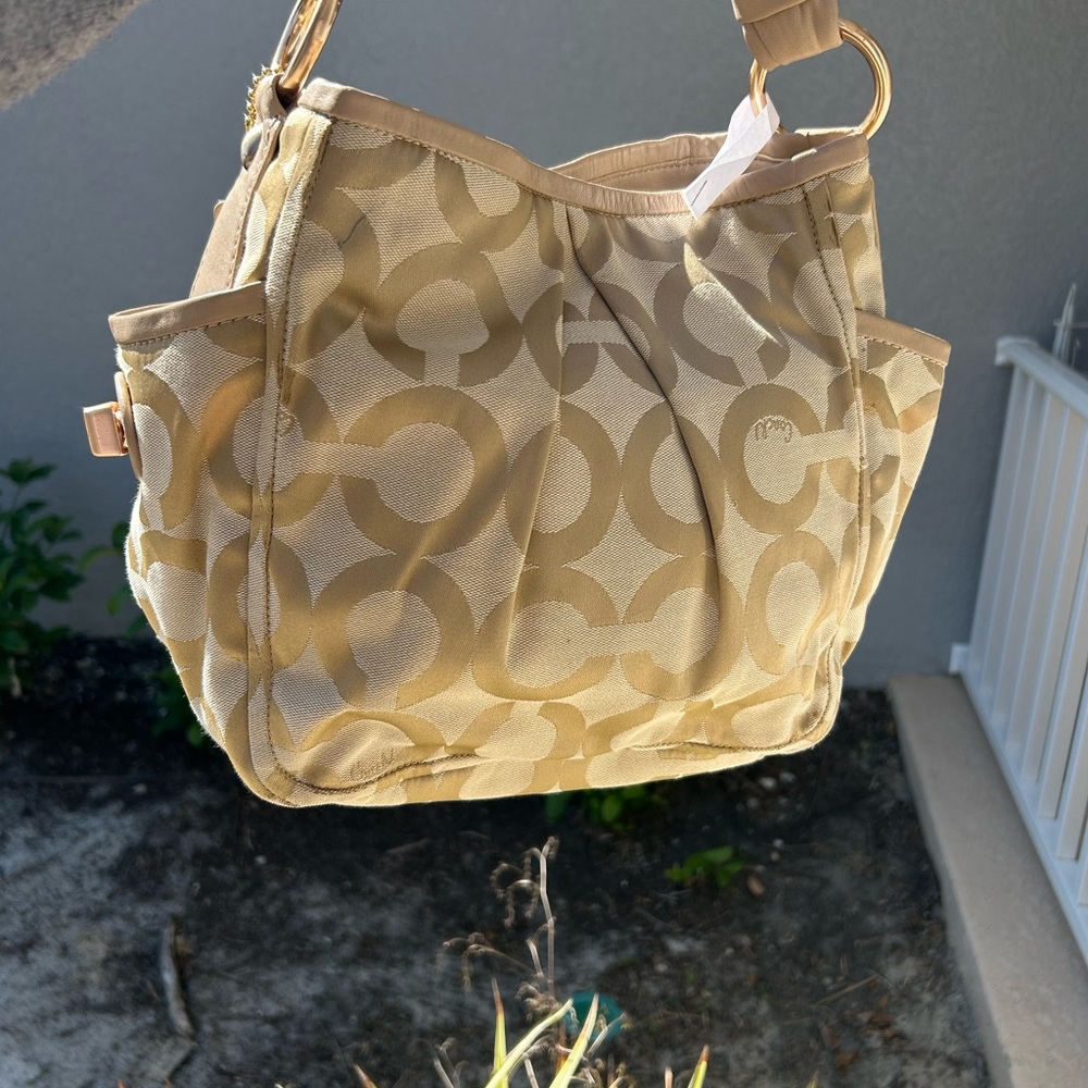 Coach Shoulder Bag
